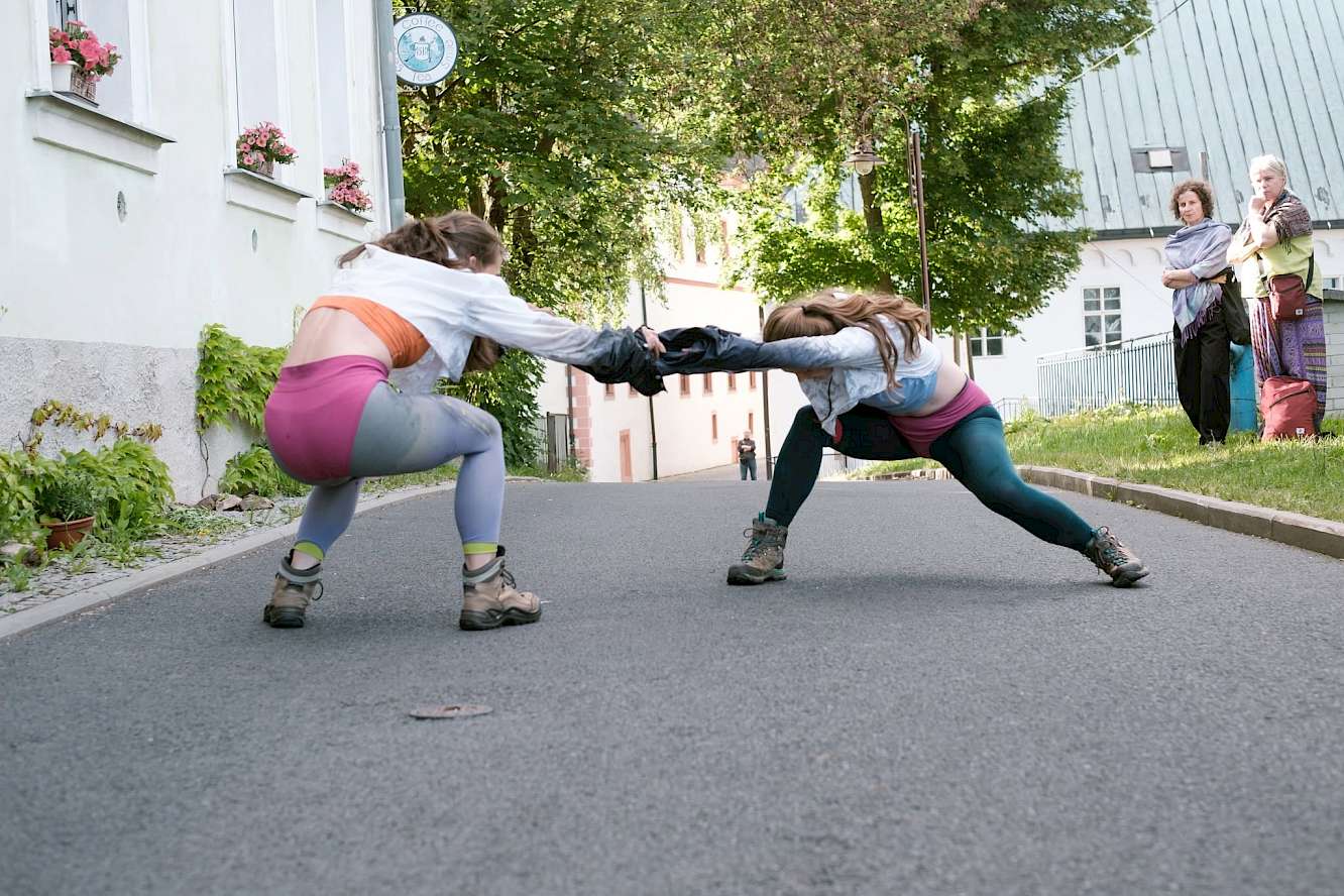 Těla J&aacute;chymova, Jolana &Scaron;turmov&aacute; a Anna Kroupov&aacute;, foto Jan Tolar